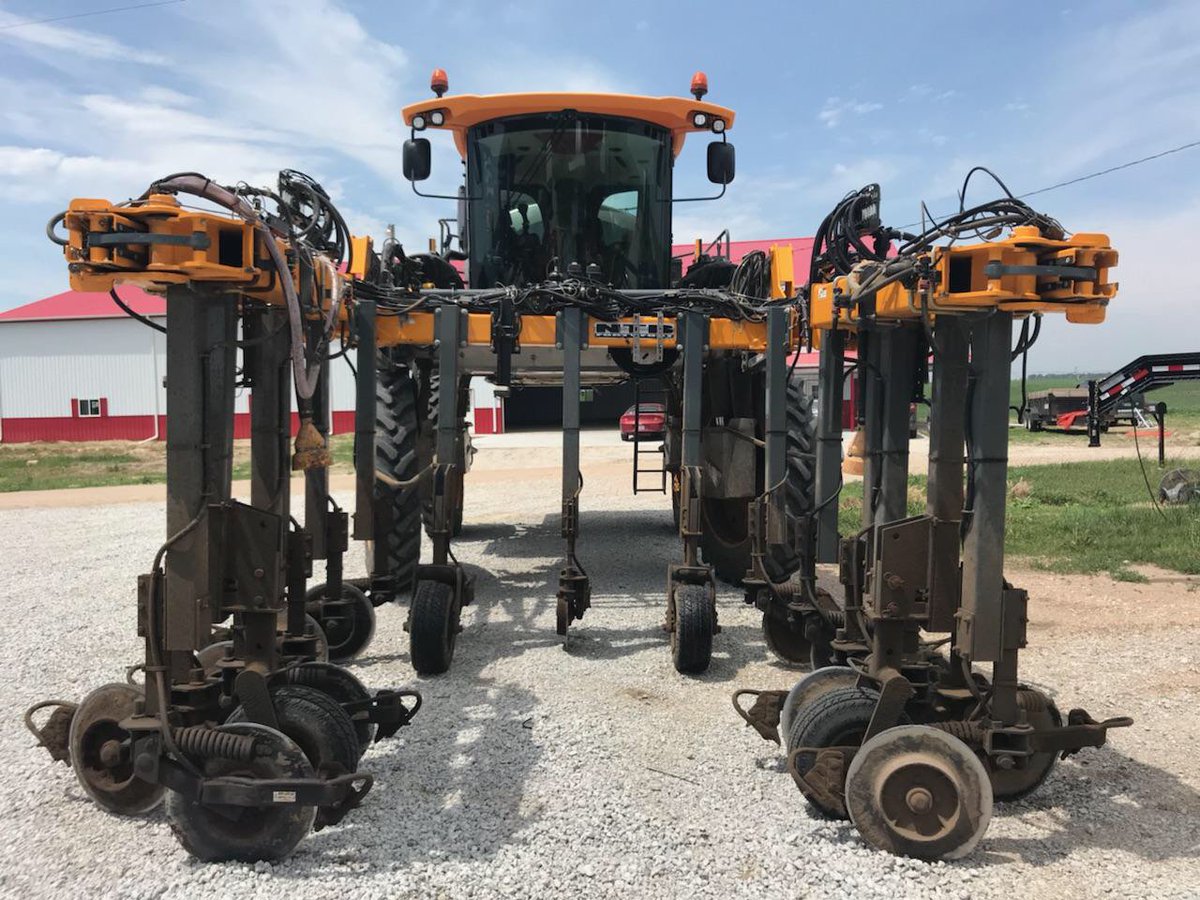 CapstanAg's tweet photo. Doing a little service work in York, NE today on this @hagiemfg with #PinPointIILF! #CapstanAG #NJectLF #FeedthatSeed #spray18 https://t.co/sA1cFwoi0J