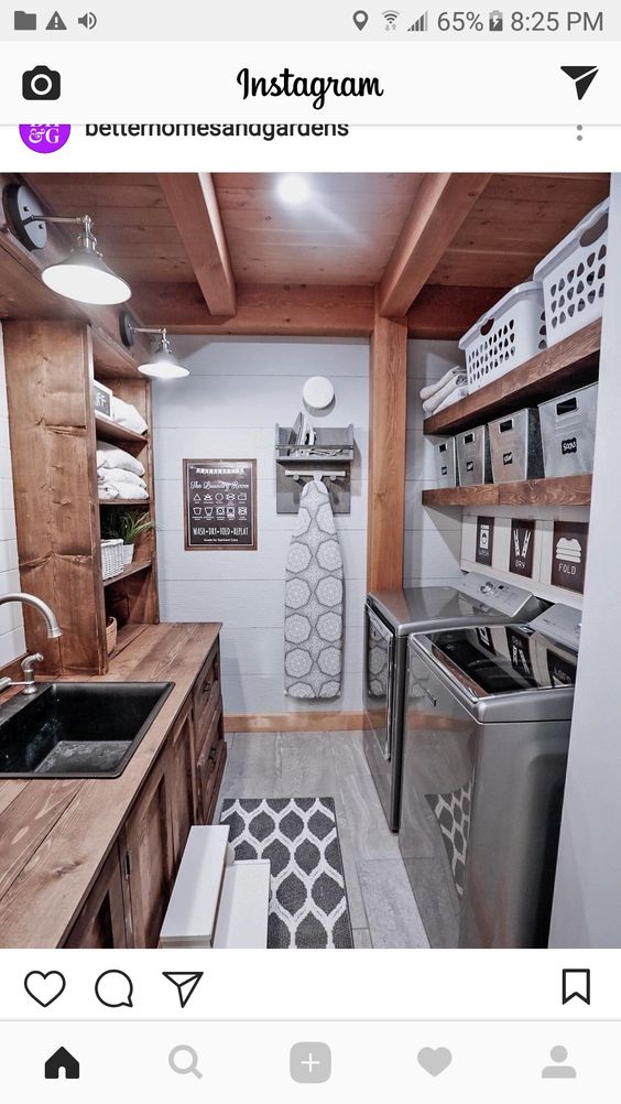 TileMode_'s tweet image. A1) new organizational methods and tile flooring to spice up the space! Extra emphasis on the tile… ;) #kbtribechat Shoutout to this beautiful design by @bettermomsandgardens on IG!