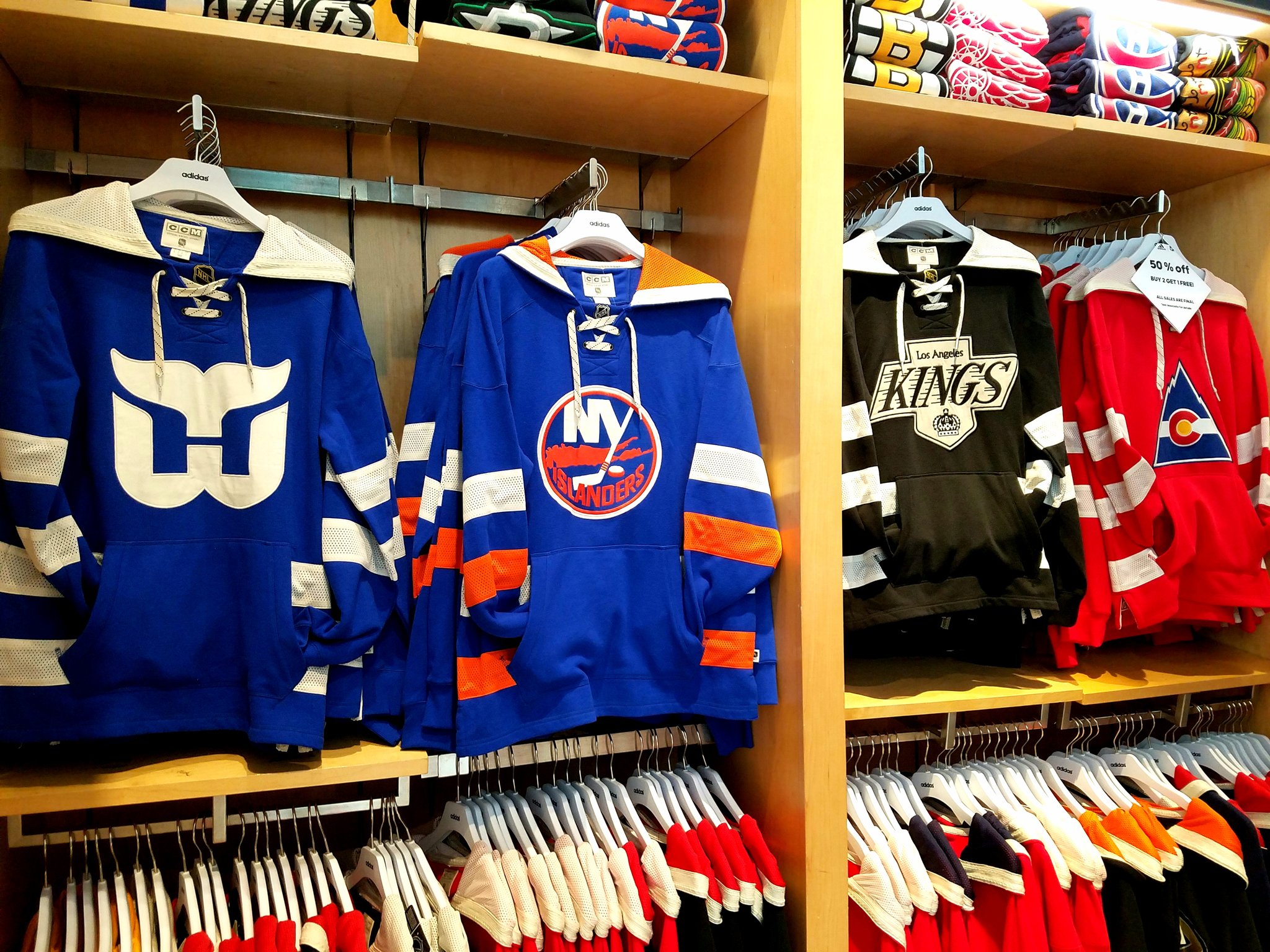 Some shots from my visit to the new NHL Store in NYC, stop in if