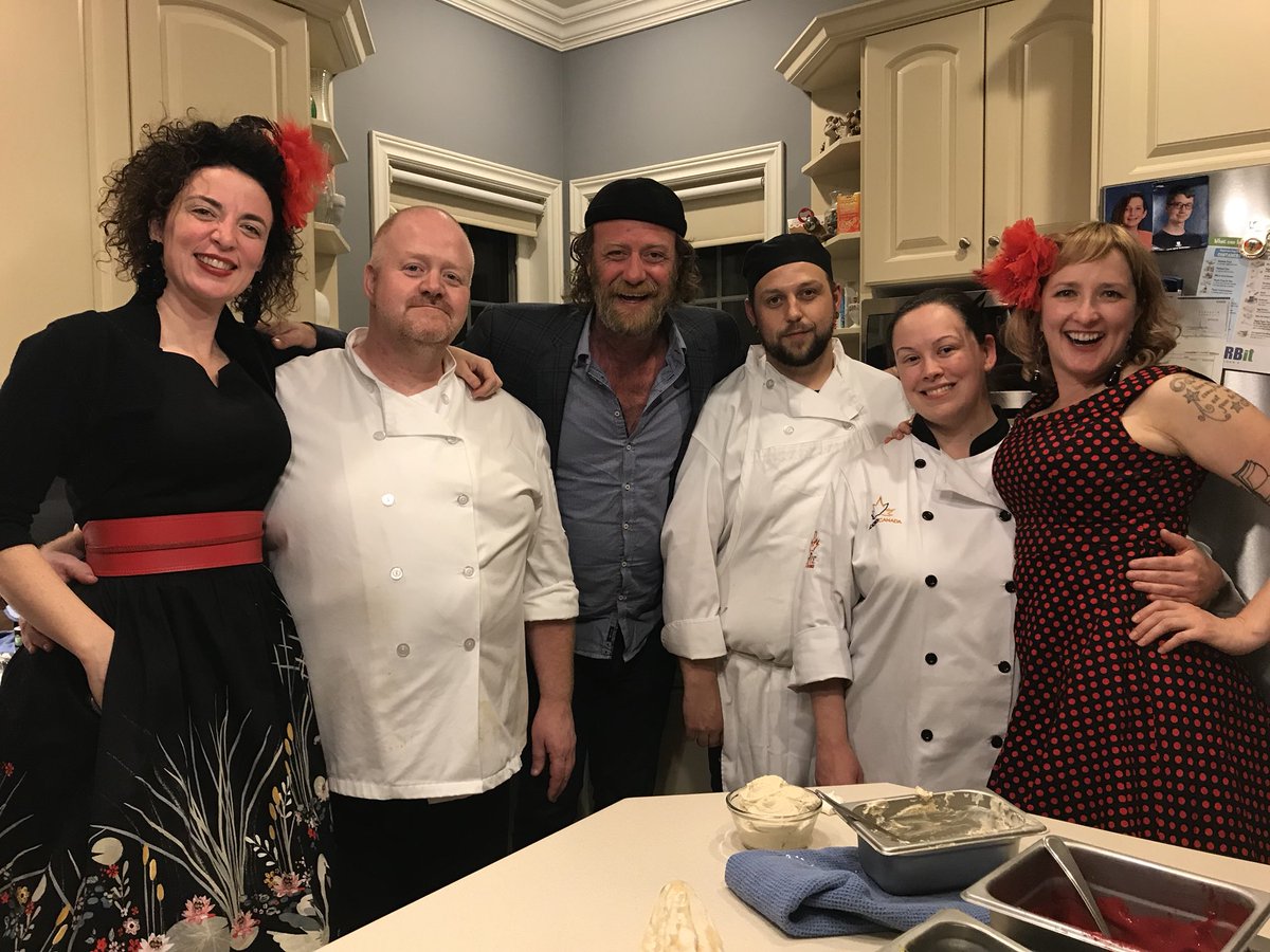 LDANL's tweet photo. Great time last night at #LDBlindDate. Special thanks to Bernie Ann and her @AcademyCanada crew for an amazing meal and our guests @swingingbelles and @shanneychris for making it a great time. https://t.co/HT8qU9yaVg