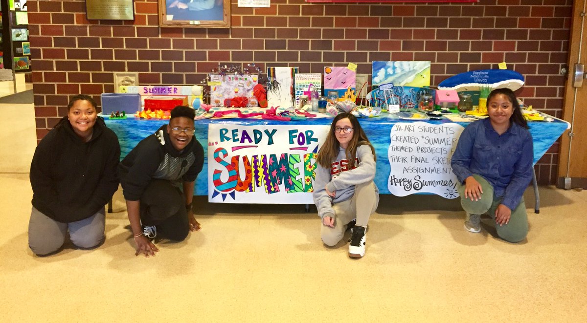 jtlart's tweet photo. Thank you to our 7 Birch students for helping to set up our “Summer Sketchbook Project” display! Kudos to all of our art students that finished the year off with some awesome creations!!!!! #artteacherwin #JTLPride https://t.co/nBfAoRXvaZ