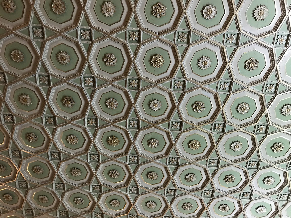 Shakespear0's tweet image. Today we wished we had Morris with us at Warwick Castle - we used lots of maths vocabulary in our discussions @CurieHanwell #symmetry #repeatedpatterns #2Dand3Dshapes #measurement #time #weightofchainmail