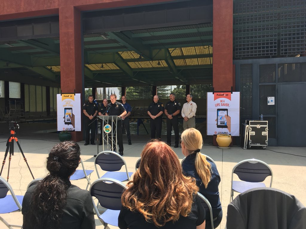 RCFD_PIO's tweet photo. RCFD, along with fire departments in San Bernardino County, launches @pulsepoint app.  Download then #pulsepointapp so you can provide CPR when needed. https://t.co/6kXQRw5bV6