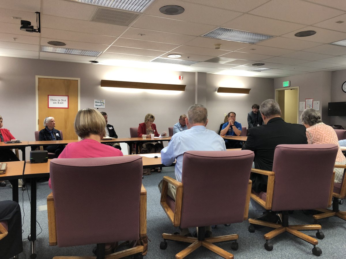 OregonP2's tweet image. Medford-area business leaders shared local innovative partnerships for education &amp;amp; workforce development with @OregonSuccess (Joint Committee on Student Success) Tuesday. #orleg