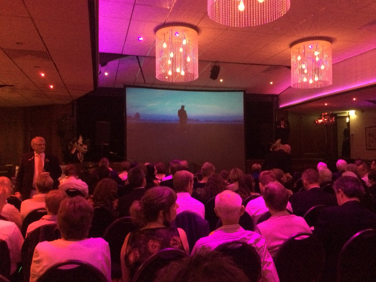 CDAHarryS's tweet photo. Mirrewinter the Movie staat op punt van beginnen #markelo #galavoorstelling #premiere https://t.co/xfxZvzEceL