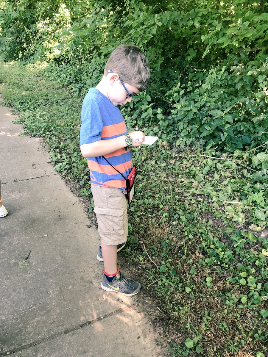 s_tufts2's tweet photo. Thank you Lenoir City Police Dept 🚓for helping our @ReadtobeReadyTN 📚camp get into “the woods” 🌲today to explore the habitat around us...AND for helping support @LenoirCitySch writers! 📝”If I can talk about it, I can write about it.” #R2BR ❤️🐾 https://t.co/D5CPHMmRw6