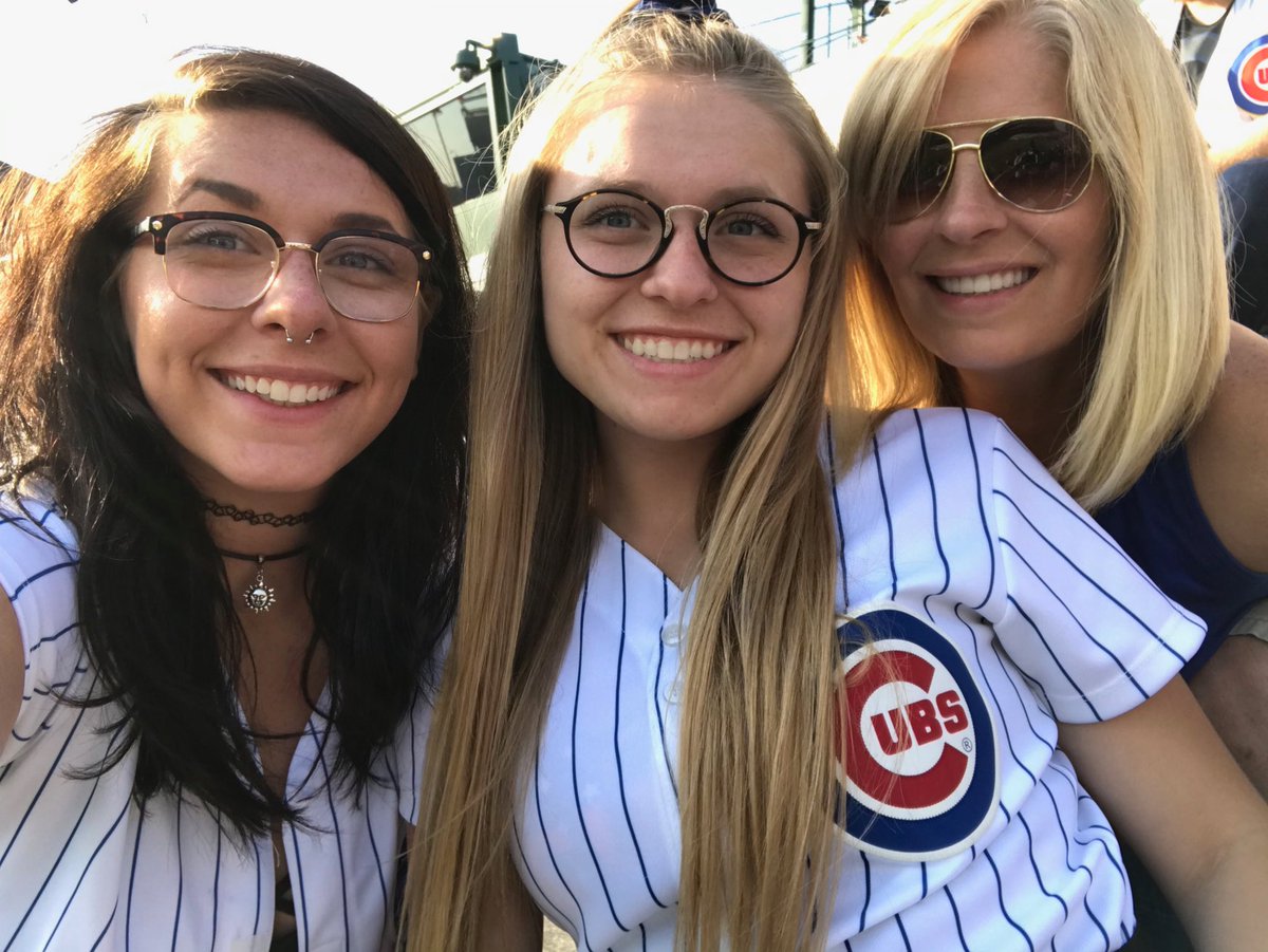 tgrayam's tweet photo. Cubs game. Best Mother’s Day|bday present!  ⁦@Cubs⁩ https://t.co/7gCLzMltzU