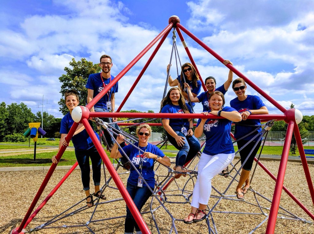 mrsphillippo's tweet photo. Grateful to have been a part of this awesome 1st grade team this year! I guess you knew what you were doing @judikahoun! #NPpride #SLPPantherProud https://t.co/iyIqrHRIAK