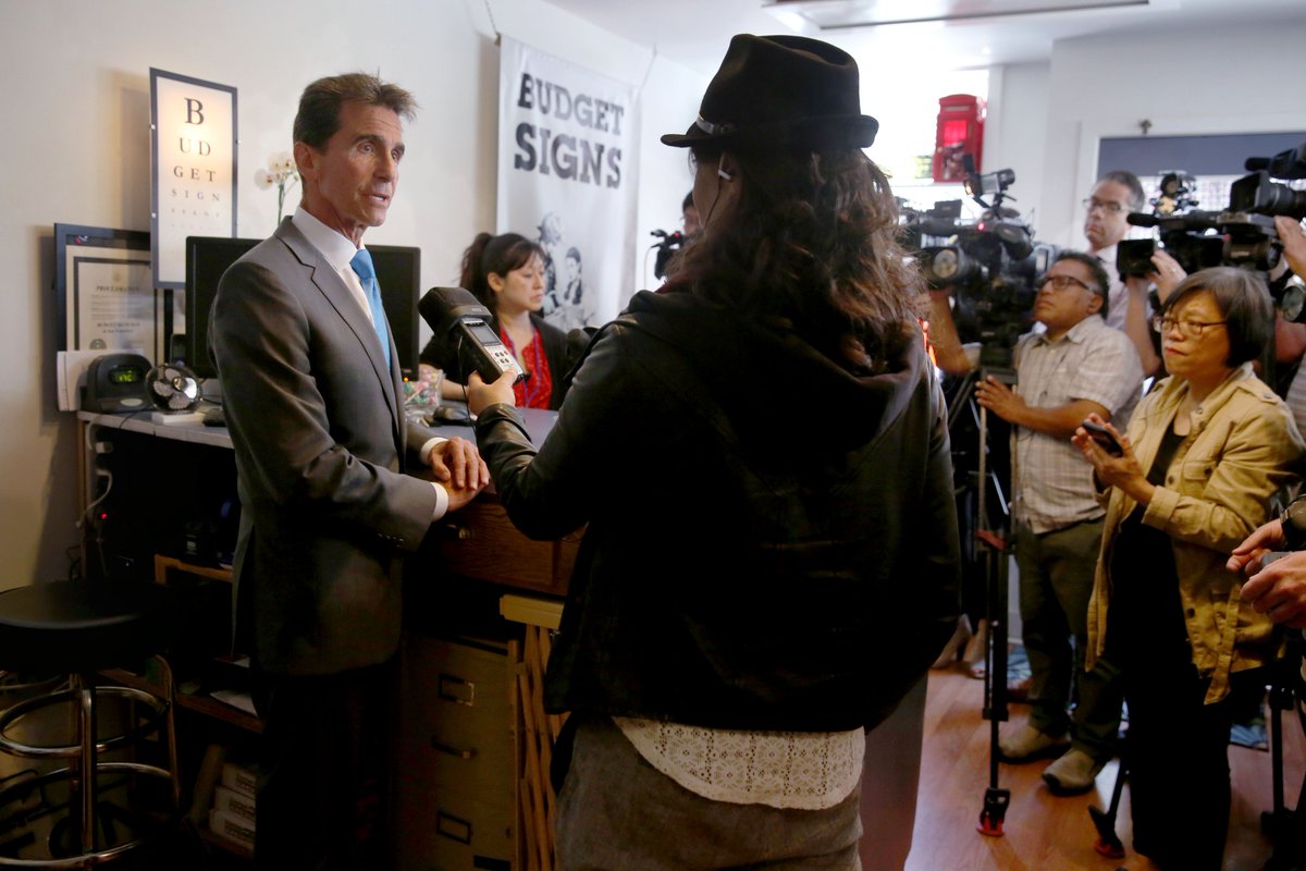FifthandMission's tweet photo. Vote totals in SF mayor's race barely change after today's counting. 
Leno: 50.40 percent
Breed: 49.60 percent
Change: .02 percent + for Breed https://t.co/hpr7FWWU4c