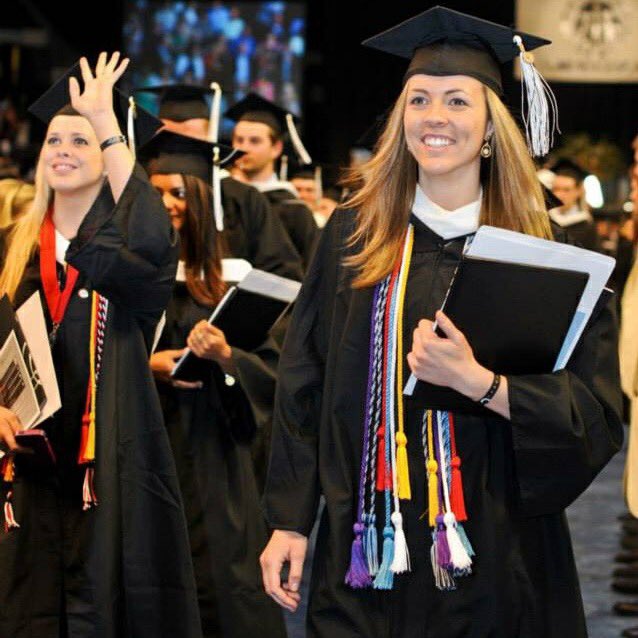 mrskellyhaas's tweet image. On #NationalHigherEducationDay, I can’t help but feel a sense of pride when I think of my alma mater @providencecol 🖤

How lucky am I to have received such a great education? #foreverafriar #PC2013 #friarnation