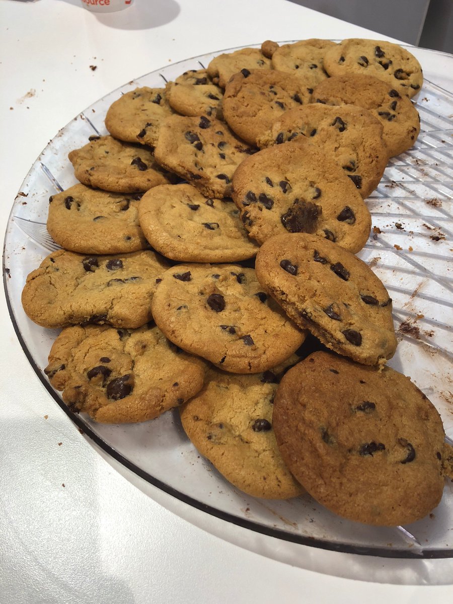 dctc_podcast's tweet photo. Can you smell what's cookin' in #ScanSource booth N1534? Fresh-baked cookies! Stop by to say hello and enjoy a sweet treat on us! #InfoComm18 #nAVigateScanSource https://t.co/m0nMMjw46i