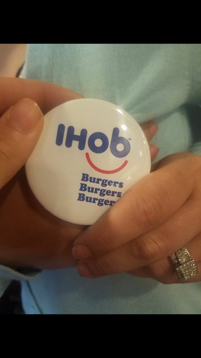DJDillon8's tweet photo. @FrenchFabulosty @IHOP It's burgers https://t.co/OKE3qzyfgX