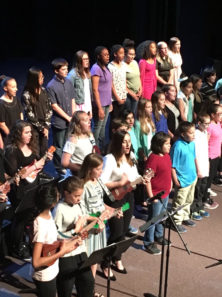 Connie Buckler tweet media