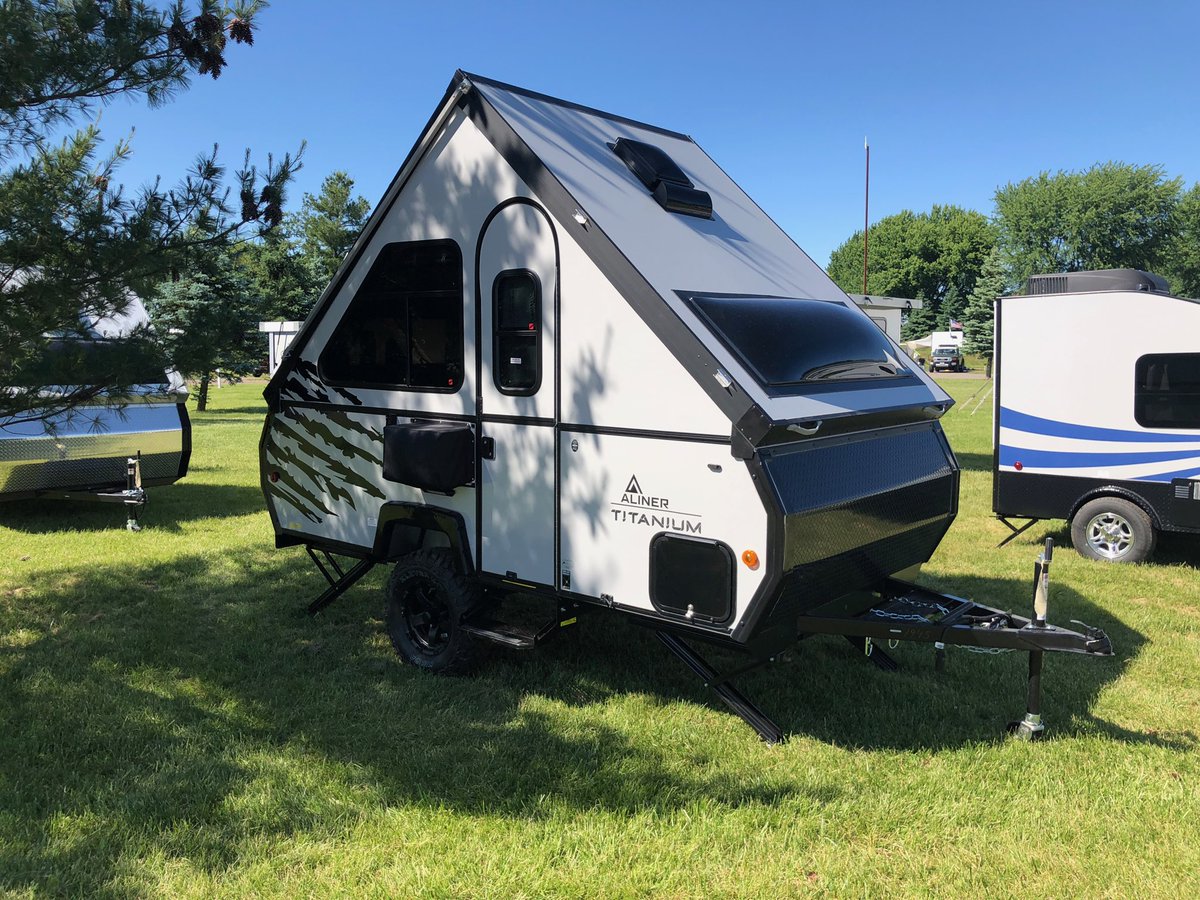 MountComfortRV's tweet image. Hanging out, showing off new #Aliners at the @AlinerRV Rally in Shipshewana! #aframe #camping #Indiana