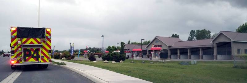 Truck catches fire in Cornwall car wash #CornwallON #vehiclefire cornwallnewswatch.com/2018/06/06/tru… https://t.co/P0L0KjOeDB