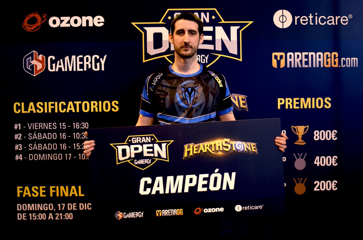 ArenaGGes's tweet photo. Estos fueron los vencedores de los #GranOpen del pasado @Gamergy:
🥇@LVPesLoL: #SLOStars
🥇@LVPesHS: @Arturo_Gonzip
🥇@LVPesClash: @rubizalez
¿Quién ganará en los #GamergyOpen de este Gamergy?🤔
🔓https://t.co/sBH667cdrk https://t.co/vtMe4UnqlH