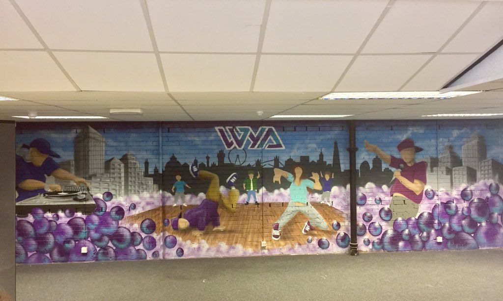 Jb_artz_'s tweet photo. Here’s the finished mural I painted for Wycombe youth action. 
#murals #muralart #StreetArt #StreetArtPhotography https://t.co/lOyxmRE5lB