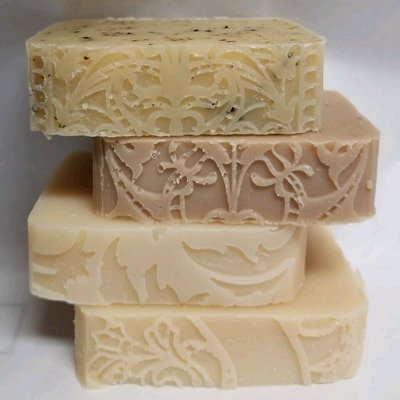 deltamoonsoap's tweet photo. Mild #handmade #Goatmilksoaps,  use them on your face if you wish, they are THAT mild! #locallather #Deltamoonsoap https://t.co/p5a4lwQbHU