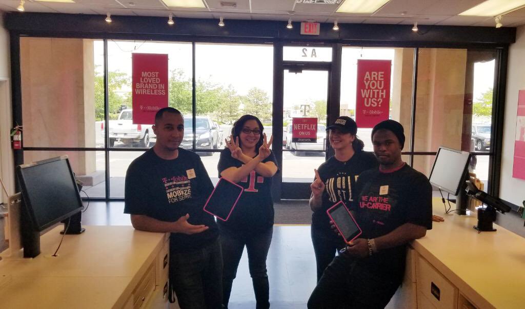 StarMaestas's tweet photo. Remo in full effect #WvIsThePlaceToBe https://t.co/IO4rXFgABi