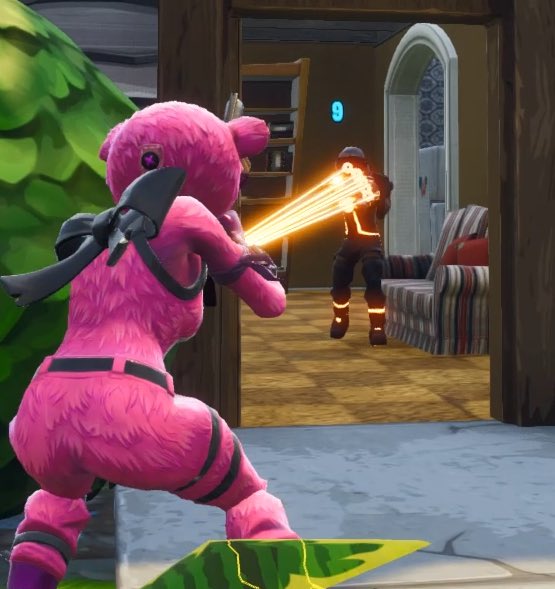 Rachuae's tweet image. Did y’all fix this ?