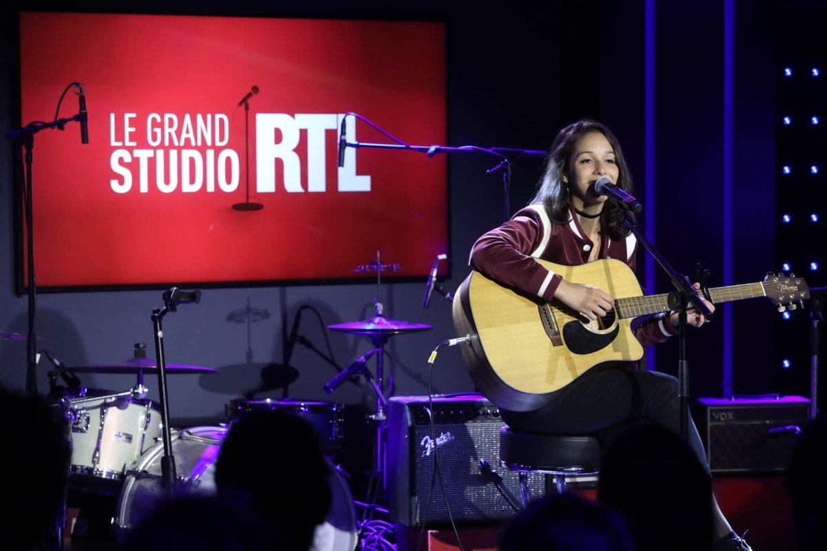 RTL_presse's tweet photo. .@clarisse_music en live pour #MonPremierGrandStudio @eric_jeanjean diffusion 23 juin https://t.co/oRMnuDhHqv