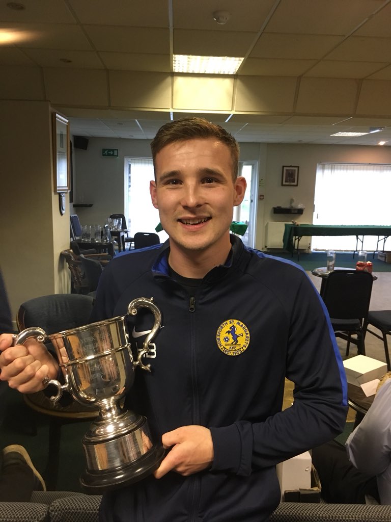 upthemaggies's tweet photo. Introducing your skipper....🏆 @Horsforthmags https://t.co/W1cDi5nuvB