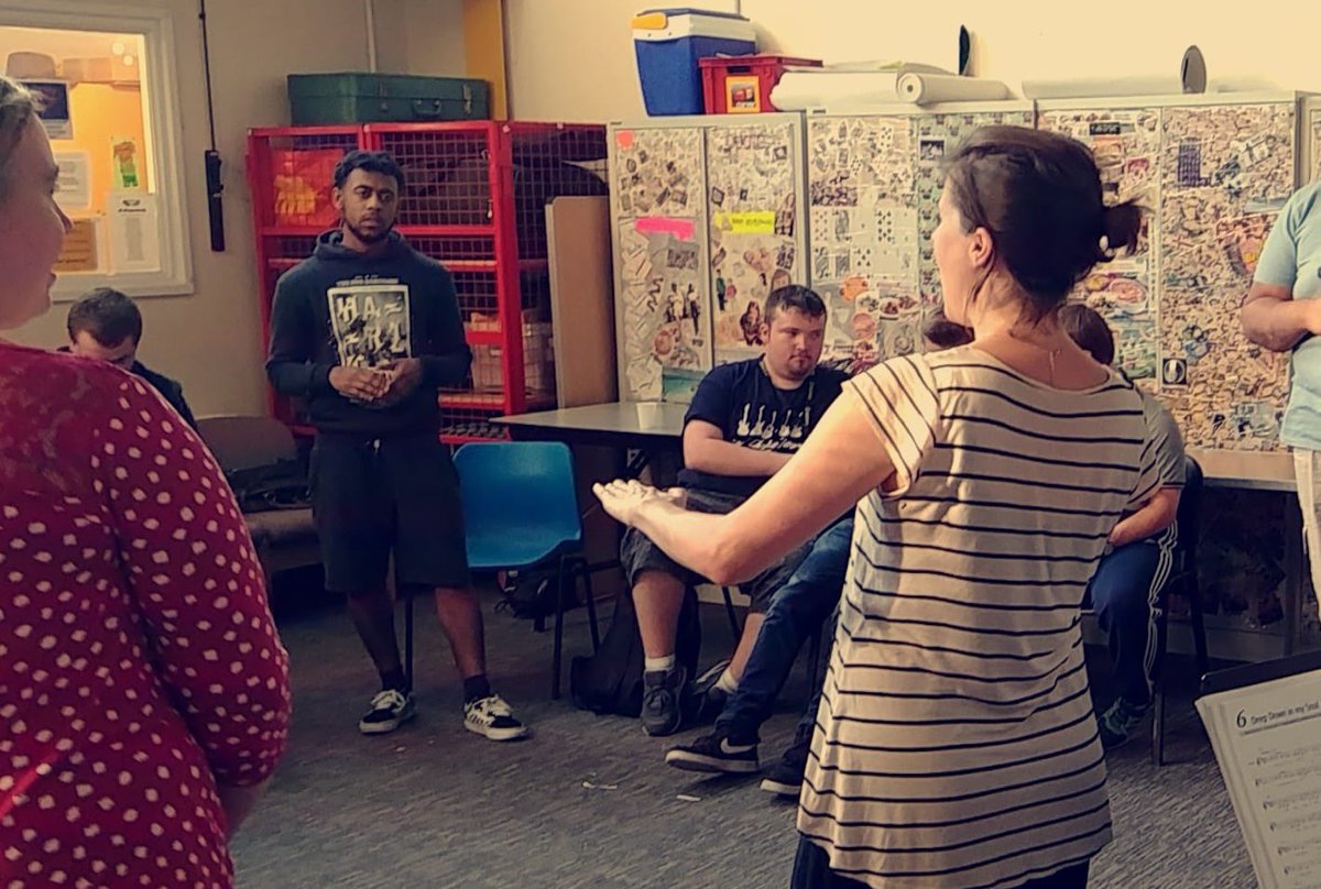 BirminghamOpera's tweet photo. It was great to meet our ex-volunteer, Ian from #Fidelio (2002) and his Youth Group from All Saints Centre, Birmingham.

One impression after the event: 
"Your (Lizzy) voice made me feel the music in my body! The emotion is in the music!" 

#shareopera #community #connection https://t.co/QOHJPtVUOH
