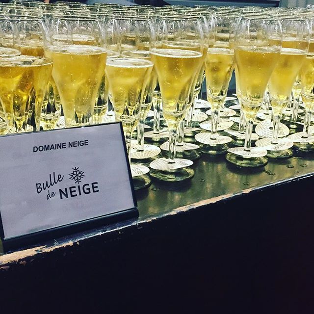 Le cidre mousseux #BulledeNeige pour la Grande Première des Futures Étoiles de <a href="/placedesarts/">GILLIES ROY</a> hier soir à Montréal!  Avec <a href="/pieddecochon/">KeikoYokosawa</a> @restaurant_toque @joebeefmtl <a href="/placedeschamps/">Place Deschamps</a> #neigepremiere #mtlmoments ift.tt/2JhfSgW