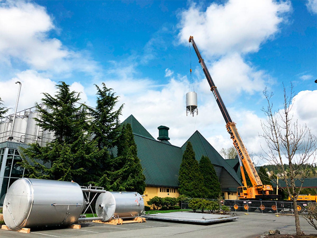 Kirklandreport's tweet photo. Two wineries move in with @zinzanni_sea. https://t.co/NGJlerAuz6 @DeLILLECELLARS @SparkmanCellars https://t.co/AgR38SknZy