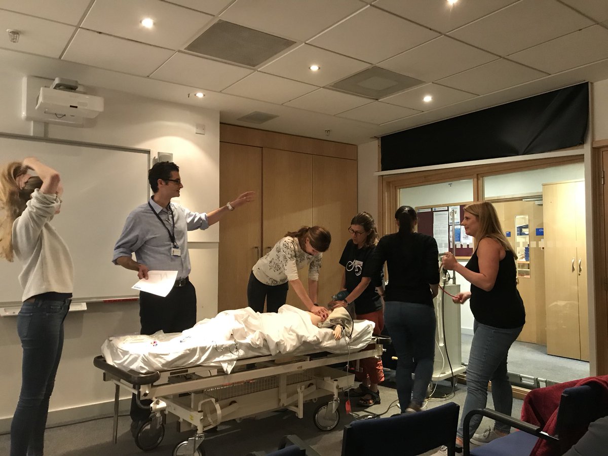 Ronan Ging tweet media