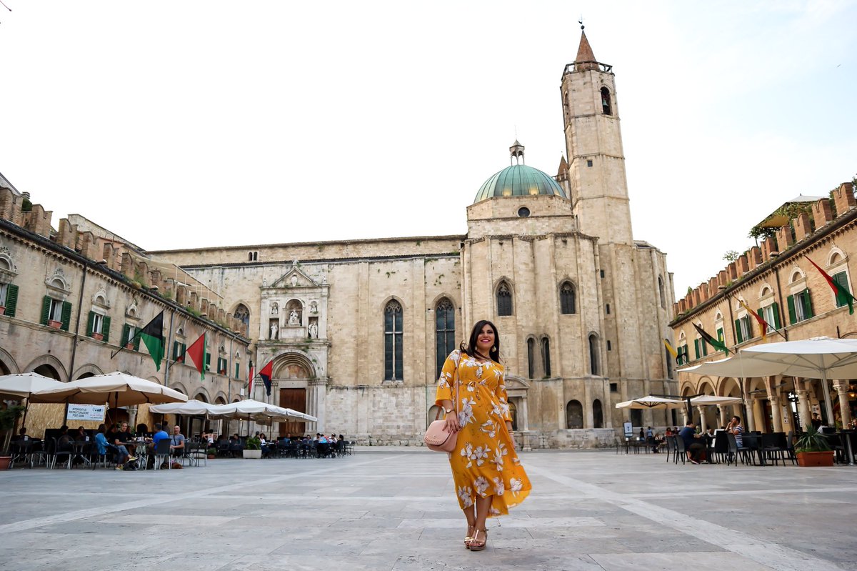 Anna_Pernice's tweet photo. Iniziato oggi il mio tour #100orenelPiceno da Ascoli Piceno, una piccola chicca davvero meravigliosa. Mi aspetteranno 100 ore intense e piene di wow! #picenumtour #piceno #amoilpiceno #mangialongapicena #destinazionemarche https://t.co/YwIbRPeTQE
