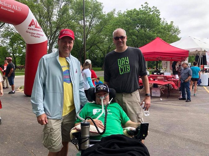 CEGCleanEnergy's tweet photo. Exelon Nuclear fuels employees Ed McVey, Frank Trikur and Jeff Dunlap joined Team Exelon and proudly walked in this weekend's 2018 Chicago Walk to Defeat ALS. @alschicago #knockoutALS https://t.co/IBTxxDhWCm