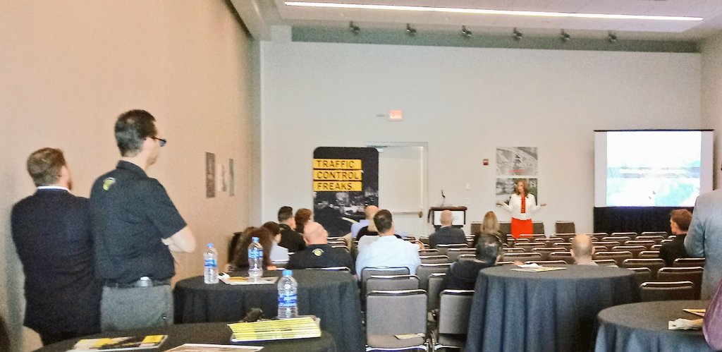The_NEXT_Ed's tweet photo. "We need prepare the next future workforce for the innovation economy." ~ @elainafarnswort discusses at the @cobocenter the opportunities in Intelligent Transportation. #ITSDetroit2018 #ITStalk https://t.co/n9sFzNp1dt