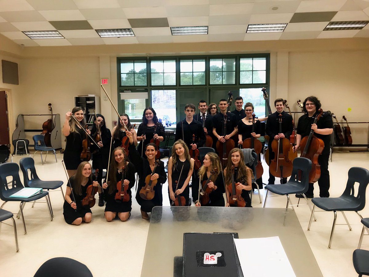 ESMOrchestra's tweet photo. Congrats to the #highschool #esmorchestra for getting 1st place and a Superior rating at our first-ever #musicintheparks #competition on May 19th! @DorneyParkPR 🎻 https://t.co/SWto2OvJwj