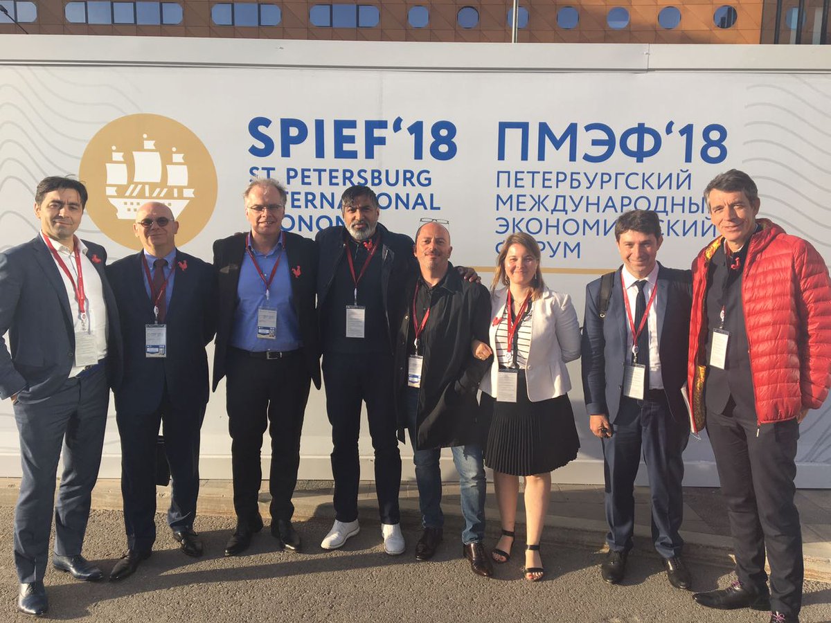 rent2search's tweet photo. Fiers d'avoir participé au Forum de Saint-Pétersbourg puis au #FrenchTechTourRussia avec Business France à Moscou ! Plusieurs jours d'échanges avec industriels et scientifiques russes qui seront clé pour notre développement commercial. Encore merci @BFRussie x @MEF_Moscow :) https://t.co/Eg6wQfJ0L6
