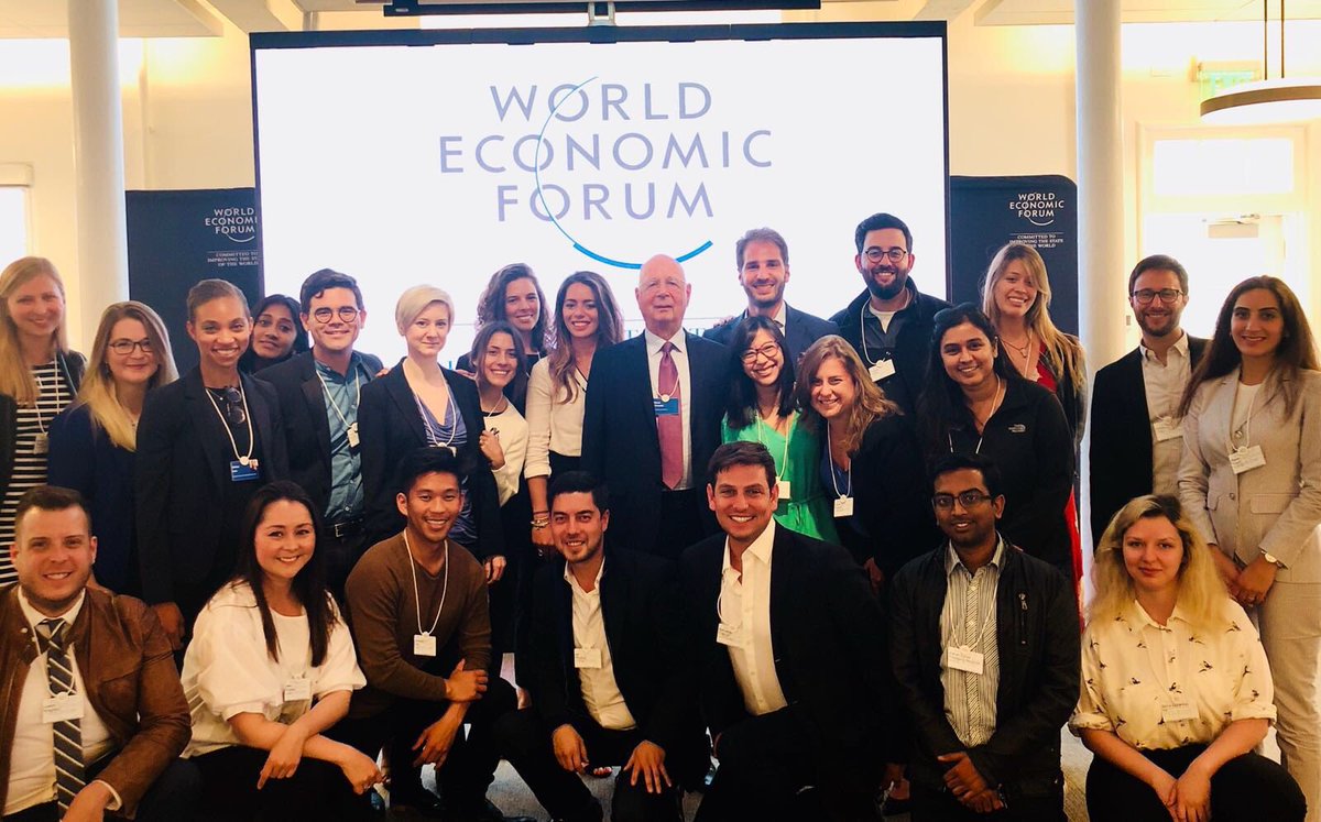 Such an honour to meet Dr. Klaus Schwab Executive Chairman of World Economic Forum with my 🤝fellow @sfglobalshapers at @wef4ir