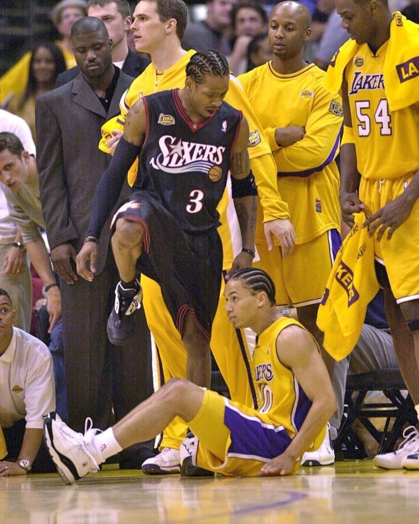 BLKMENWIN (@blkmenwin) on Twitter photo 🏀🏀 hit the stories <a href="/aardodson/">Aaron Dodson</a>’s words on an iconic moment that turns 17 today 🔁 #undefeatedsports #alleniverson #tyronnlue #nbafinals 🏀🏀 #Insta on bullhornnews.com/2018/06/06/hit…
#BlackNews #BlackTwitter 🏀🏀 hit the stories <a href="/aardodson/">Aaron Dodson</a>’s words on an iconic moment that turns 17 today 🔁 #undefeatedsports #alleniverson #tyronnlue #nbafinals 🏀🏀 #Insta on bullhornnews.com/2018/06/06/hit…
#BlackNews #BlackTwitter