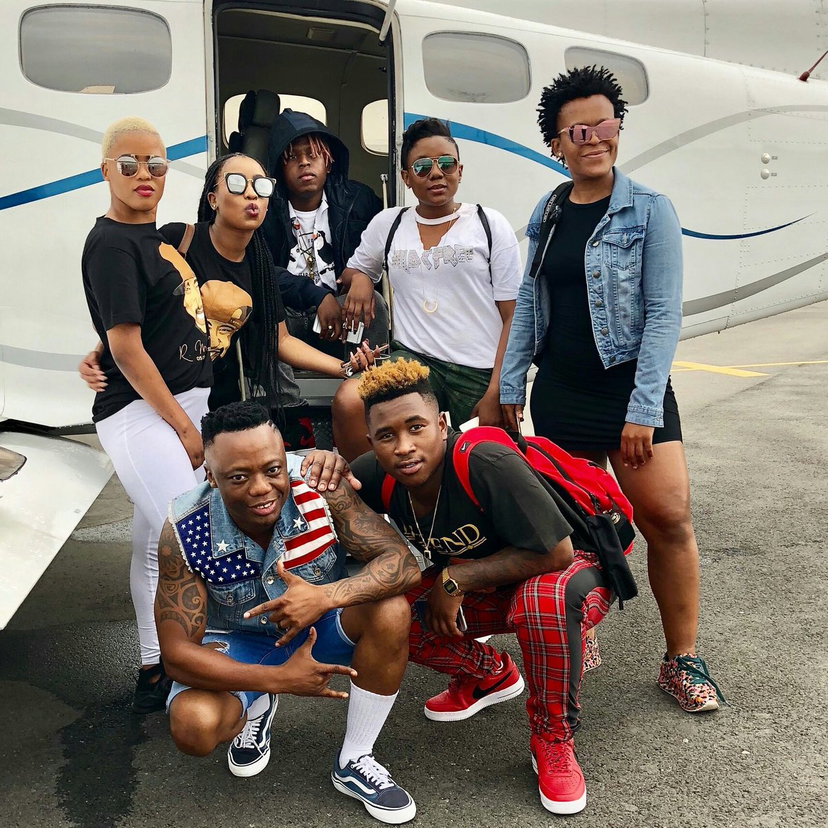 #NewProfilePic number one fan in <a href="/AfroTainmentSA/">Afrotainment</a> save ther dates for #AfroOnTour <a href="/DJTira/">Makoya Bearings</a> <a href="/tipcee3/">Tipcee The Snyper</a> @Zodwa_Wabantu <a href="/DistructionB/">Distruction Boyz</a>  #QondiChallenge love yourl guys ❤❤