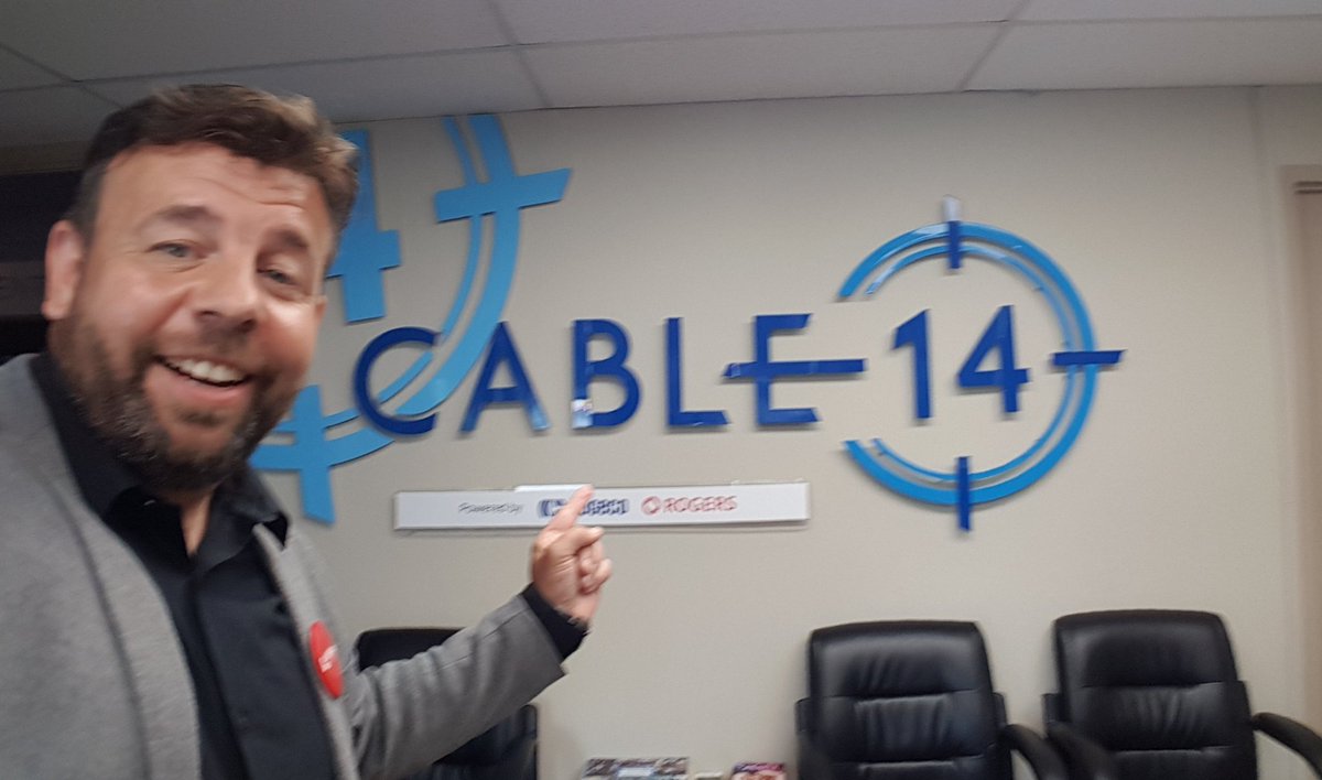 DaminStarrMusic's tweet photo. I'm pleased to join @cable14 @CityMattersTV for a final interview before tomorrow's #onpoli #onelxn

On June 7th ... vote STARR ✔
#HamOnt #OLP #HamOntMtn #StarrCandidate #StarrVolunteer ☆ https://t.co/S4AxnsNiqs