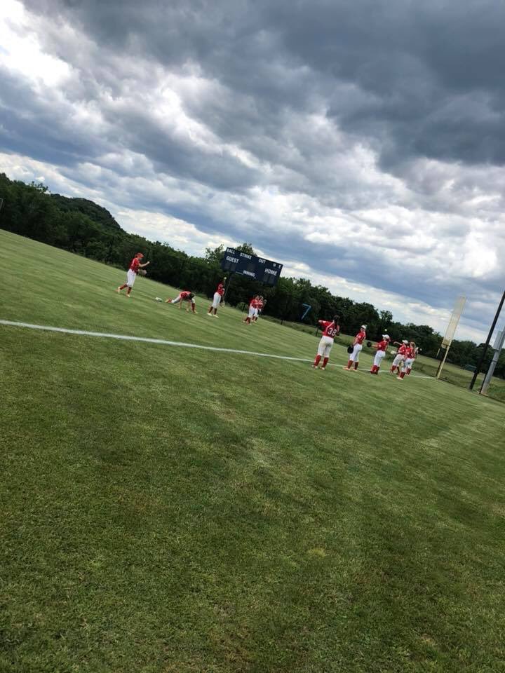 AmyD5's tweet photo. Thanks for supporting these outstanding young ladies. They are the definition of competitors but most importantly unbelievable people. I’ll miss spending my afternoons with them. ❤️ #shsindianpride #gobigred #smalltownlove #scpsva #ivegotabuginmyeye https://t.co/rjuYHJluuW