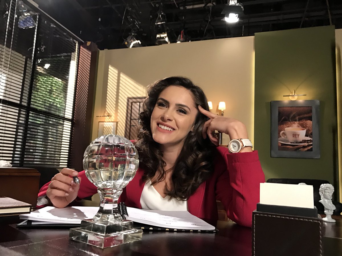 guigorski's tweet photo. Ela é bonita ela! @elisabrites #RememberCDA https://t.co/BxtaV3rojk