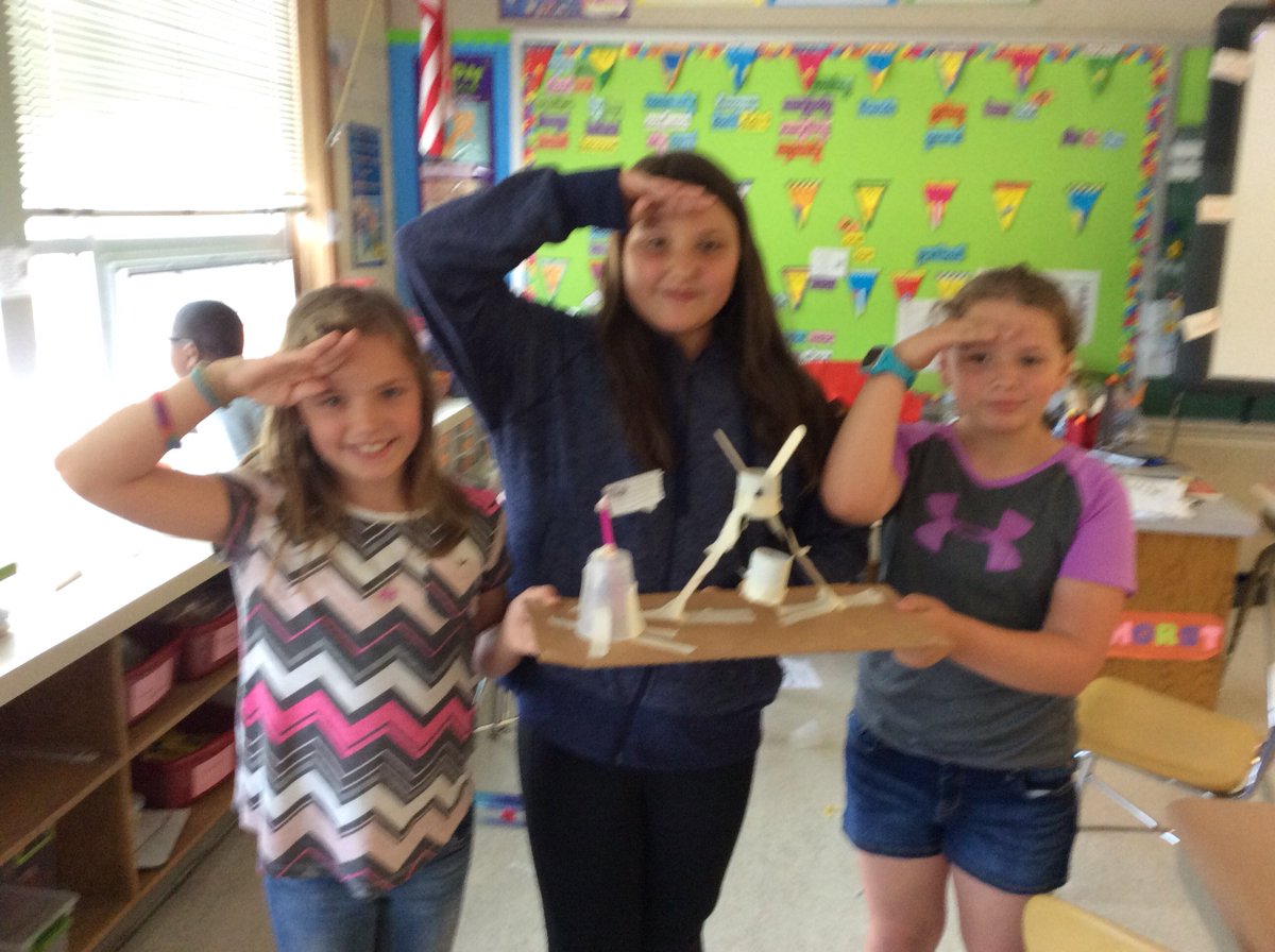 lrabenhorst12's tweet photo. Class Challenge building a swing set 15 cm tall and has a swing that can hold fifteen pennies. https://t.co/5dTAc0F8PU