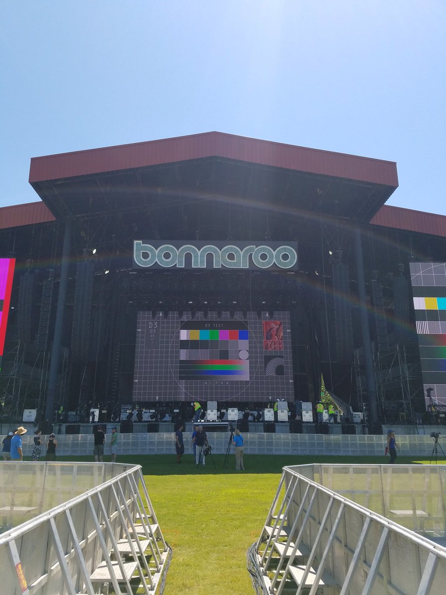 StoneOnAir's tweet photo. #WhatStage #Bonnaroo #bonnaroo2018 #ready4roo #ready2roo #roo #back2roo @Bonnaroo https://t.co/jpkRCicuVx