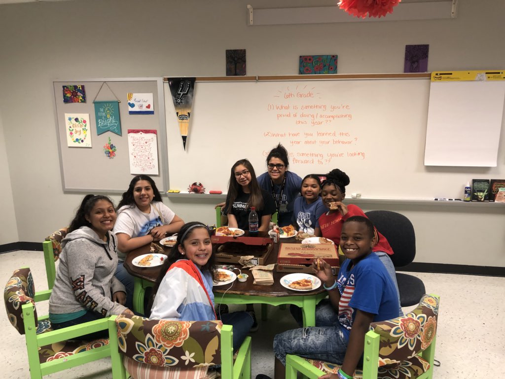 Amy Graeber tweet media