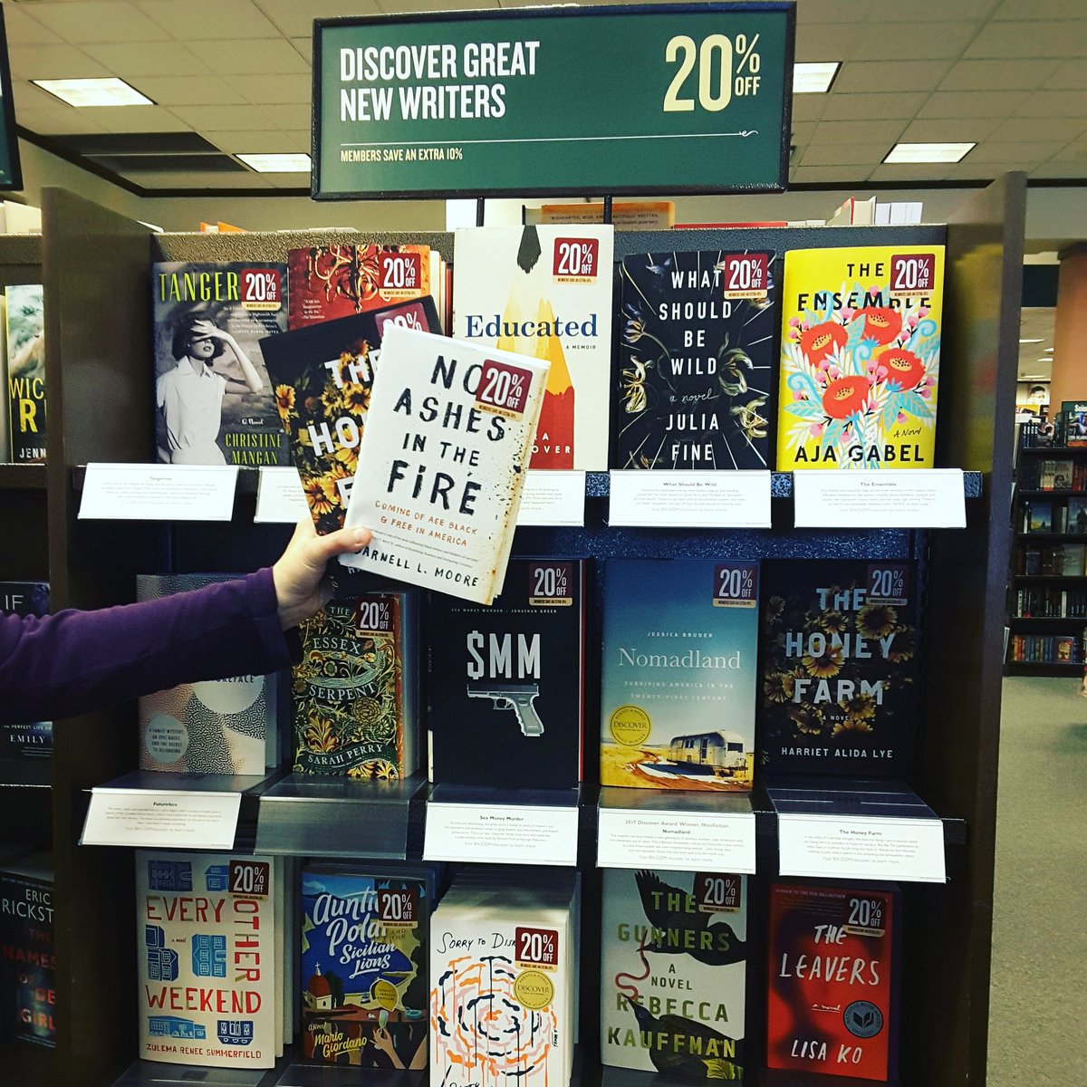 Did you know?
The Discover Great New Writers bay has been refreshed
#barnesandnoble #barnesandnobleaugusta #discoverbay #discovergreatnewwriters #thehoneyfarm #harrietalidalye #noashesinthefire #darnelllmoore #thejoyofreading #summerreading #addtothelist #greatsuggestions