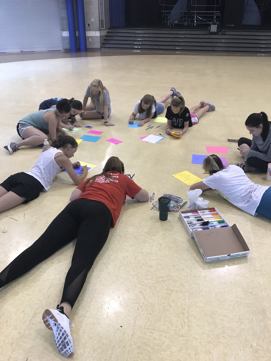 scubagiraffe's tweet photo. Color Guard is more than spinning flags and dance! Today we created pictures for Malaine to take on her trip to China to give to kids at the orphanage she visits! #chscolorguard #morethanguard #serviceproject #picturesforkids #spreadinglove https://t.co/Hdie4wvvPq