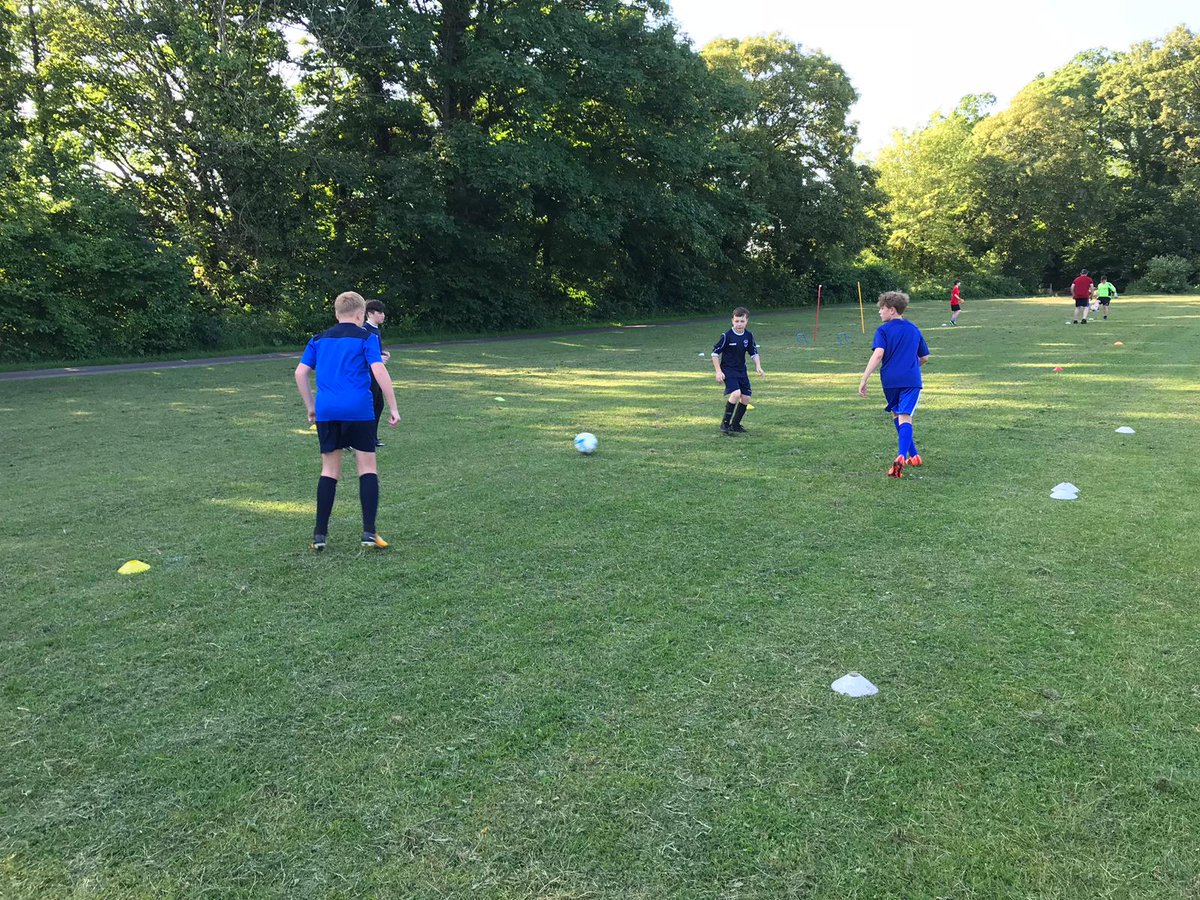 Croesyceiliog Athletic FC (@croesyathjunior) on Twitter photo Great training session tonight from our under 14s can't fault the effort from all the lads #hardworkpaysoff <a href="/richards_leon/">Leon Richards</a> Great training session tonight from our under 14s can't fault the effort from all the lads #hardworkpaysoff <a href="/richards_leon/">Leon Richards</a>