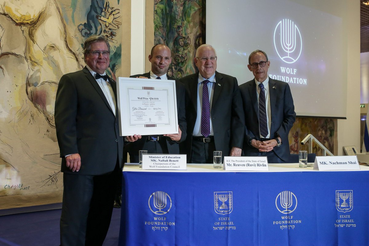 IsraelaMTL's tweet photo. Félicitations au prof. Gilles Brassard de l'Université de #Montreal, lauréat du prix Wolf de physique en #Israel
#QcIsrael #IsraelaMTL #umontreal #QcScience https://t.co/lbQEoc1CJK