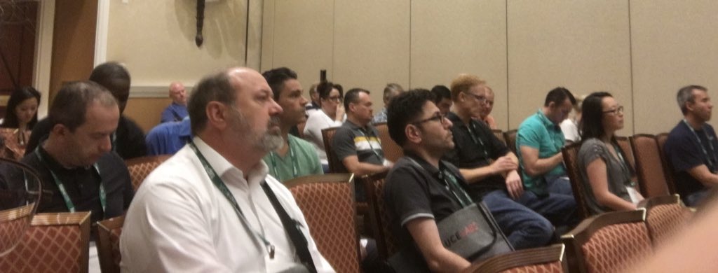 OtherDevOpsGene's tweet photo. Full house for @bsktcase’s talk “one metric to rule them all” #BetterSoftwareCon #onemetric https://t.co/k0JQld9MgV