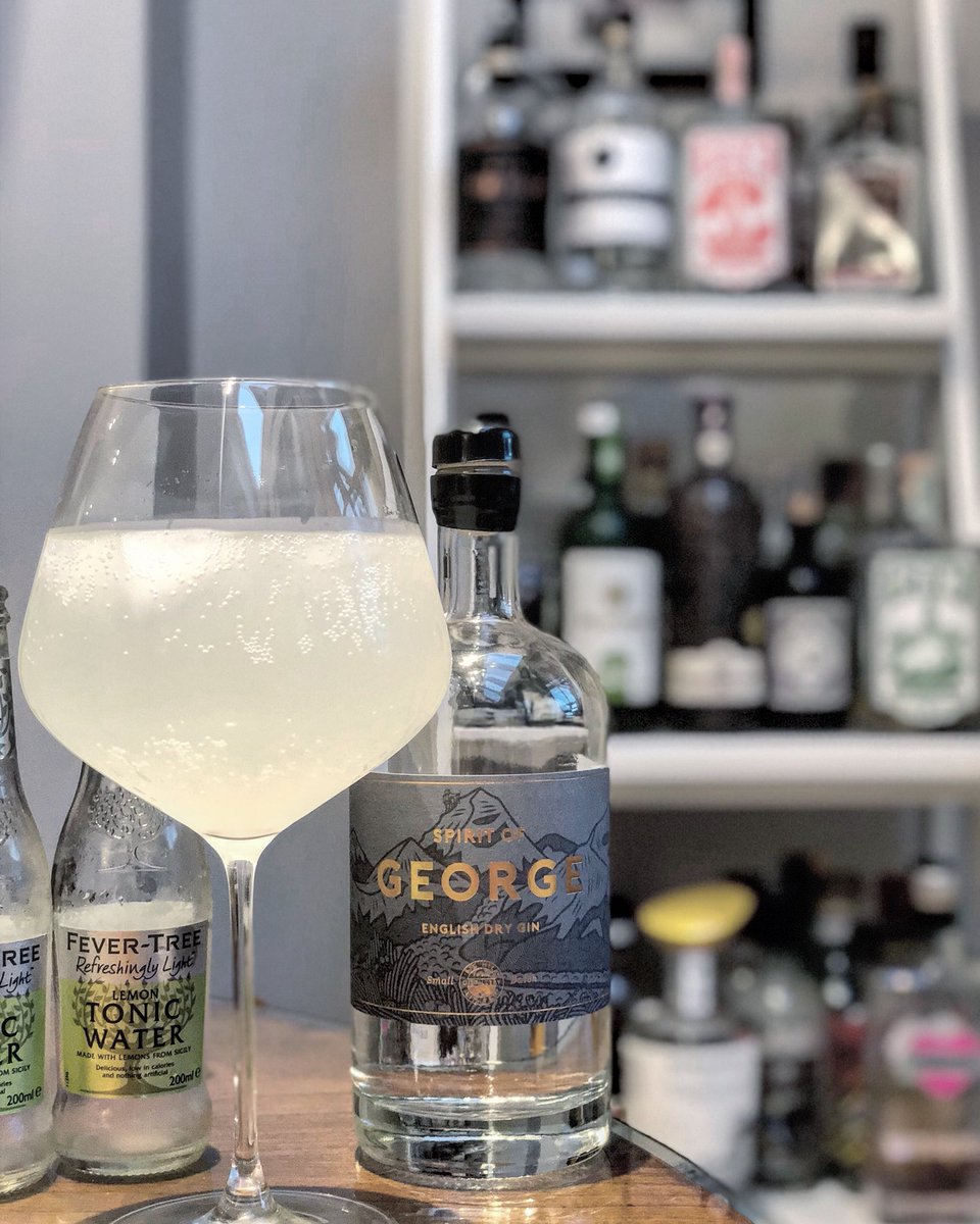 First try of <a href="/FeverTreeMixers/">Fever-Tree Mixers</a> Sicilian #Lemon Light tonic, mixed with <a href="/Big_Hill_Gin/">The Big Hill Distillery</a>’s fabulous #SpiritOfGeorge citrus forward #Gin. 
Very impressed all round. 👍🏼